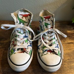Dinosaur high top Converse